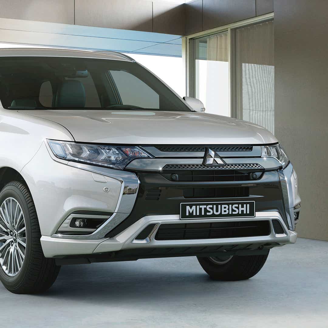 Outlander PHEV poate economisi mii de euro pentru flota dumneavoastră