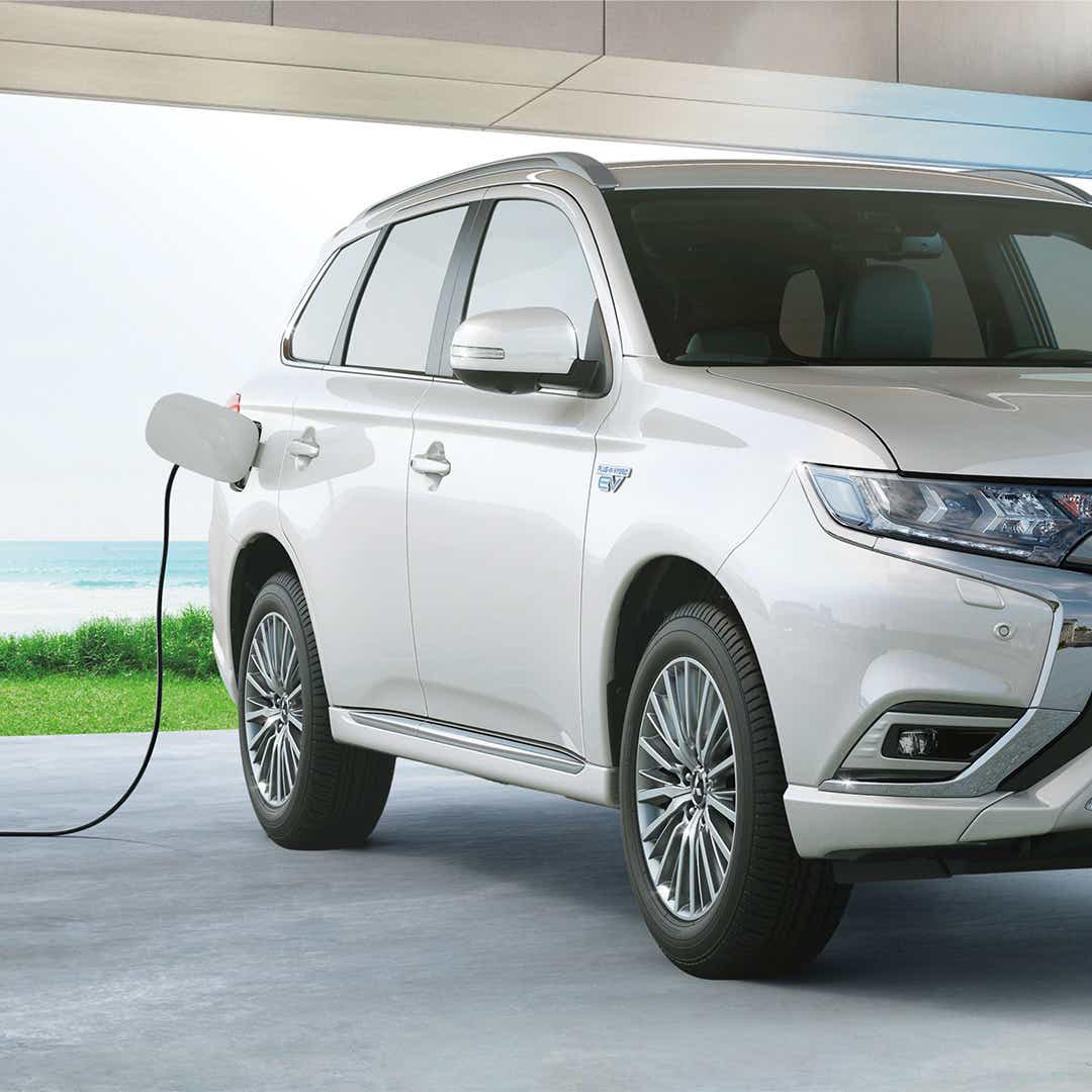 Outlander PHEV charging